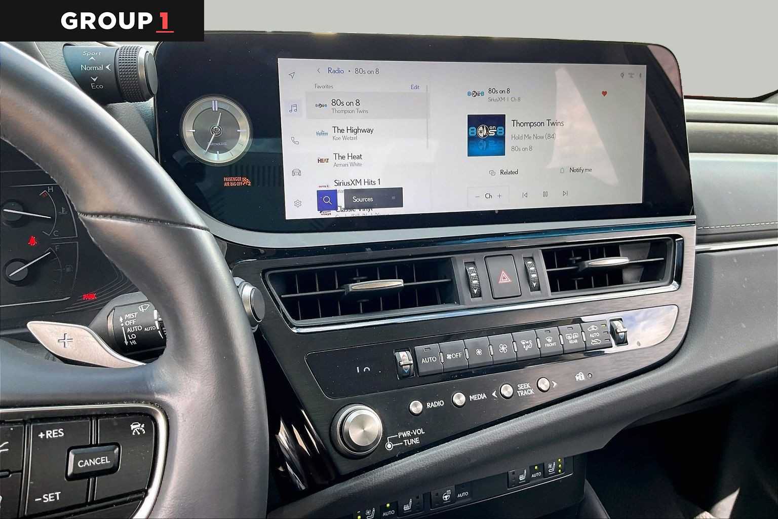 Used 2024 Lexus ES 350 w/ Premium Package FWD image 6