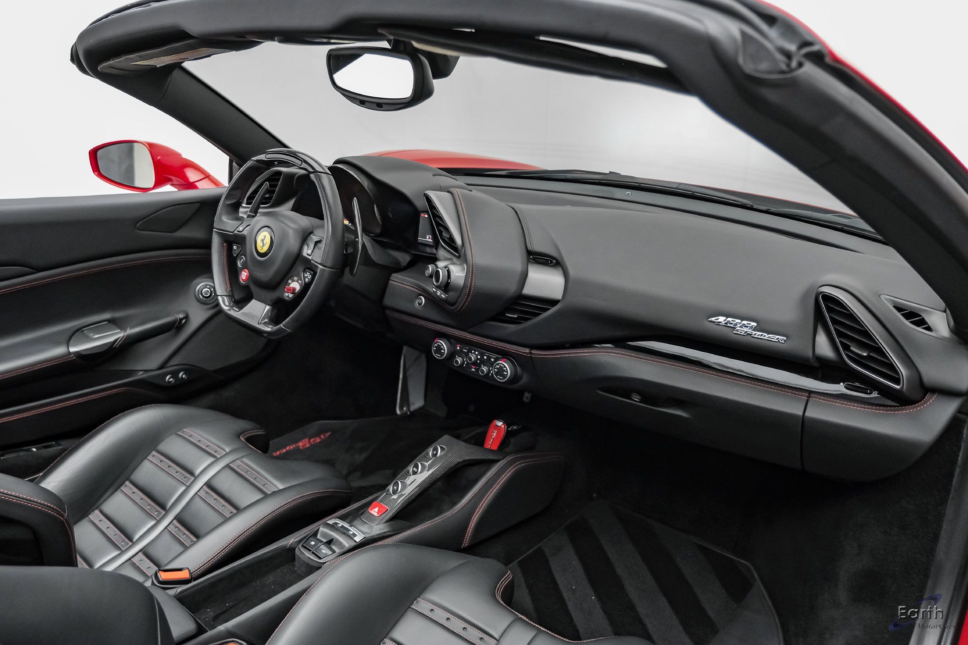 Used 2018 Ferrari 488 Spider RWD image 64