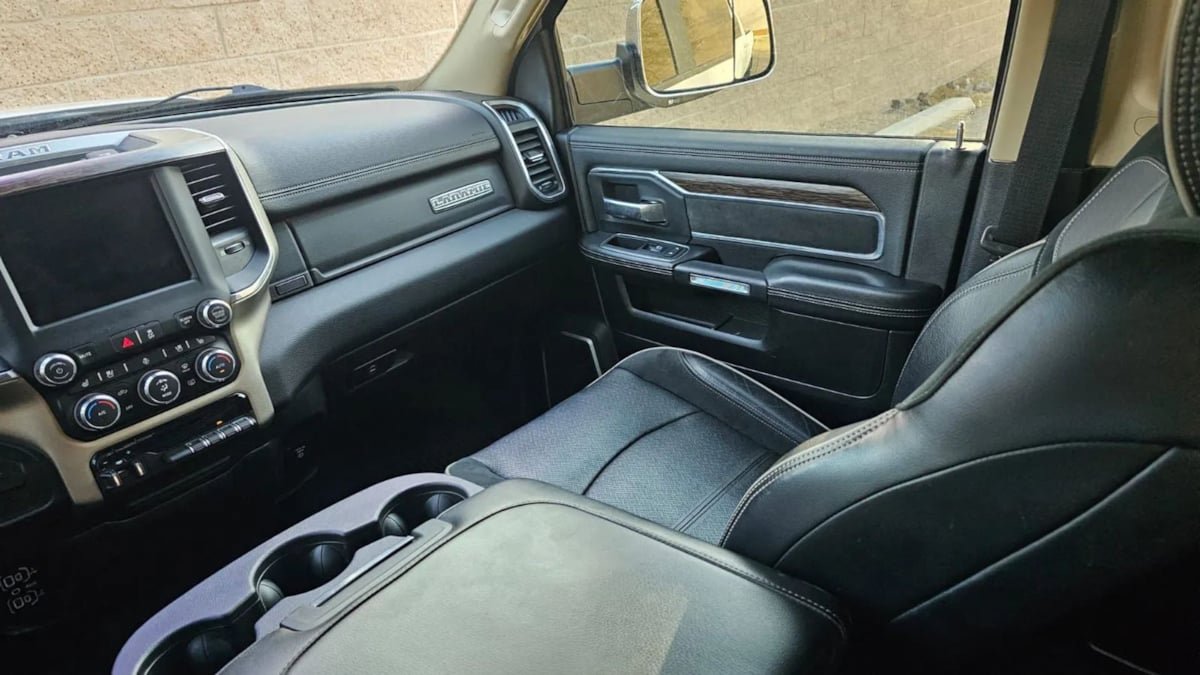 Used 2019 RAM 3500 Laramie AWD/4WD image 35