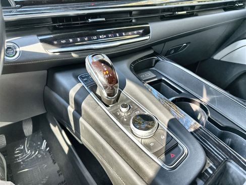 Used 2021 Cadillac Escalade ESV Sport w/ Driver Assist Tech Package image 16