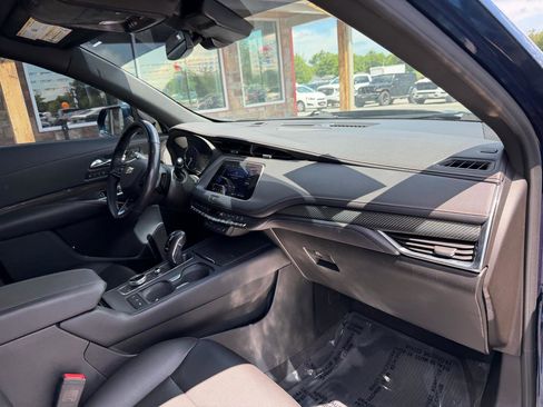 Used 2019 Cadillac XT4 Sport w/ Cold Weather Package AWD/4WD image 22