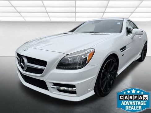 Used 2015 Mercedes-Benz SLK 350 image 1