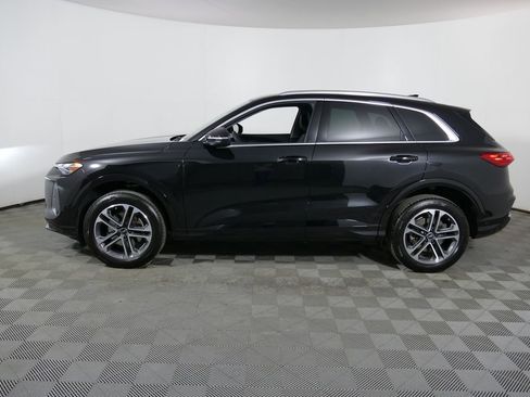 Certified 2025 Audi Q5 Premium w/ Convenience Package AWD/4WD image 8