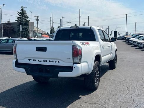 Used 2021 Toyota Tacoma TRD Sport w/ Technology Package AWD/4WD image 9