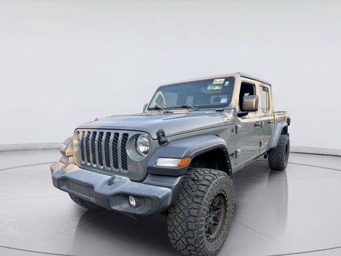 Used 2022 Jeep Gladiator Sport w/ Trailer Tow Package AWD/4WD image 5