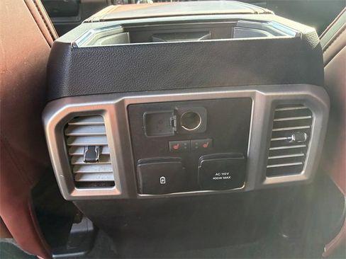 Used 2019 Ford F150 Platinum w/ Equipment Group 701A Luxury image 18