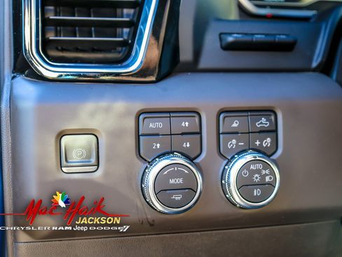 Used 2023 GMC Sierra 1500 Denali w/ Denali Reserve Package image 24