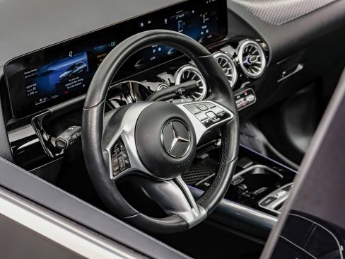 Used 2024 Mercedes-Benz GLA 250 image 20