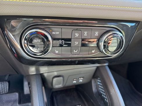 New 2025 Chevrolet TrailBlazer ACTIV w/ Convenience Package FWD image 15