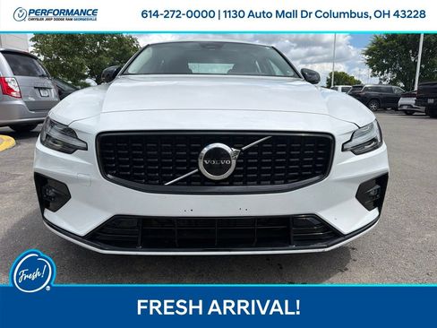 Used 2024 Volvo S60 B5 Core FWD image 3