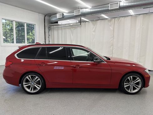 Used 2015 BMW 328i xDrive Wagon AWD/4WD image 4
