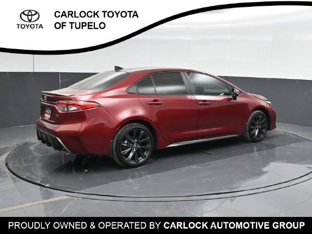 Used 2026 Toyota Corolla SE w/ SE Package FWD image 3