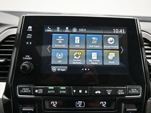 Used 2024 Honda Odyssey EX-L image 17