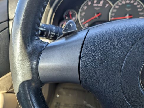 Used 2006 Chevrolet Corvette Coupe w/ Preferred Equipment Group image 24