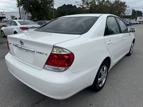 Used 2005 Toyota Camry LE image 5