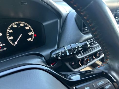 Used 2025 Honda HR-V Sport image 25