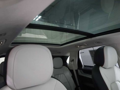 New 2025 Porsche Cayenne GTS image 20