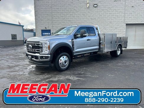New 2026 Ford F550 4x4 Supercab Super Duty w/ XLT Value Package image 1