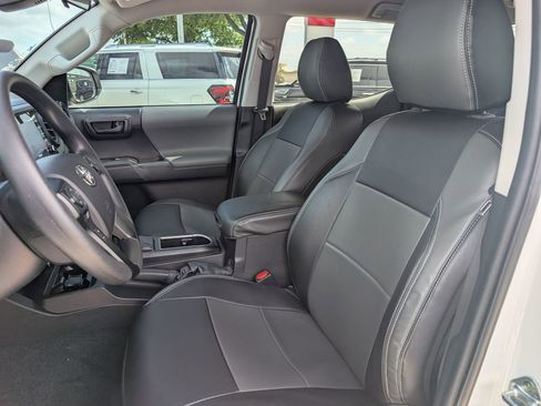 Used 2023 Toyota Tacoma SR image 24