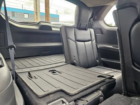 Used 2018 Nissan Pathfinder Platinum AWD/4WD image 11