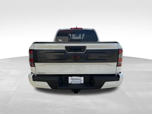 Used 2025 Nissan Frontier PRO-4X w/ Pro Premium Package AWD/4WD image 4