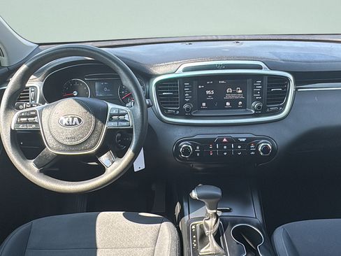 Used 2020 Kia Sorento LX AWD/4WD image 14