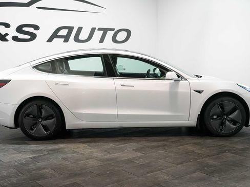 Used 2018 Tesla Model 3 Long Range RWD image 8