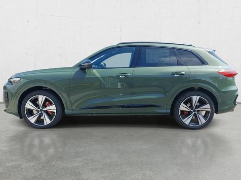 New 2026 Audi SQ5 Premium Plus AWD/4WD image 8