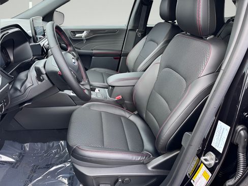 New 2026 Ford Escape ST-Line FWD image 10