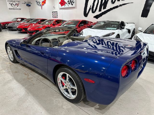 Used 2004 Chevrolet Corvette Convertible w/ Preferred Equipment Group RWD image 21
