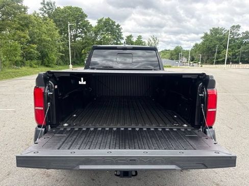 New 2026 Toyota Tacoma 4x4 Double Cab image 5