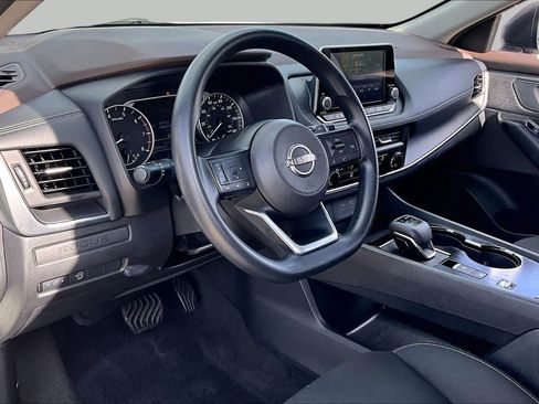 Used 2023 Nissan Rogue S FWD image 15