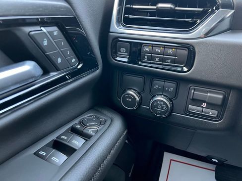 New 2026 GMC Yukon Denali w/ Denali Reserve Package RWD image 19
