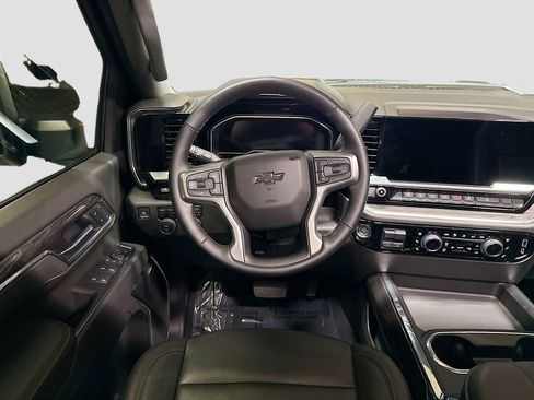 Used 2025 Chevrolet Silverado 2500 LTZ w/ Trail Boss Package image 27