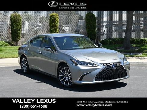 Used 2021 Lexus ES 300h w/ Premium Package FWD image 1