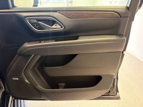 Certified 2021 Chevrolet Suburban High Country w/ Premium Package AWD/4WD image 16