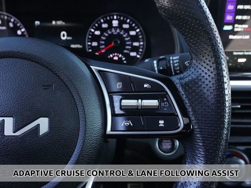 Used 2023 Kia Forte GT-Line w/ GT-Line Premium Package FWD image 5