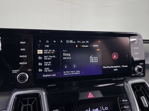Used 2023 Kia Sorento SX AWD/4WD image 14