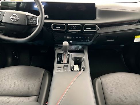 New 2026 Nissan Sentra SR w/ SR Premium Package FWD image 13