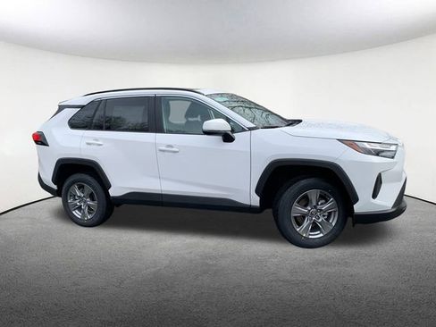 New 2025 Toyota RAV4 XLE image 15