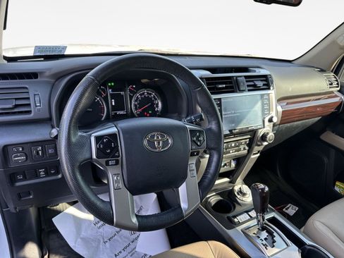 Used 2024 Toyota 4Runner Limited AWD/4WD image 10