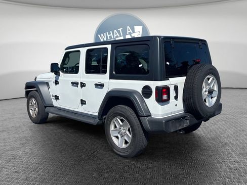 Used 2018 Jeep Wrangler Unlimited Sport S AWD/4WD image 6