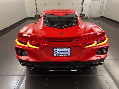 Used 2020 Chevrolet Corvette Stingray Premium Cpe w/ 3LT Preferred Equipment Group image 5