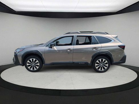 Used 2024 Subaru Outback Limited AWD/4WD image 5
