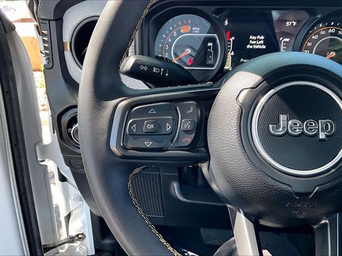 Used 2024 Jeep Wrangler Unlimited Sport AWD/4WD image 24