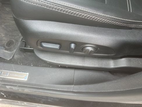 Used 2024 GMC Terrain Denali w/ Denali Premium Package image 19