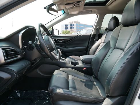 Used 2022 Subaru Outback Limited AWD/4WD image 31