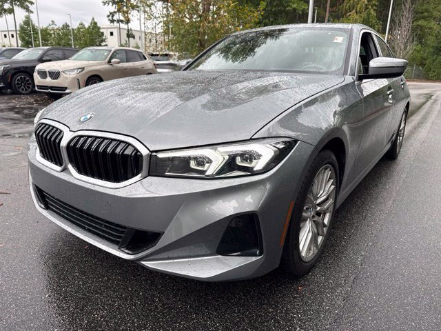 Used 2024 BMW 330i Sedan w/ Premium Package RWD image 9
