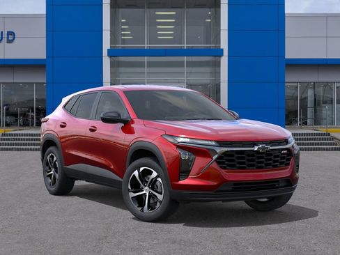 New 2026 Chevrolet Trax RS FWD image 7