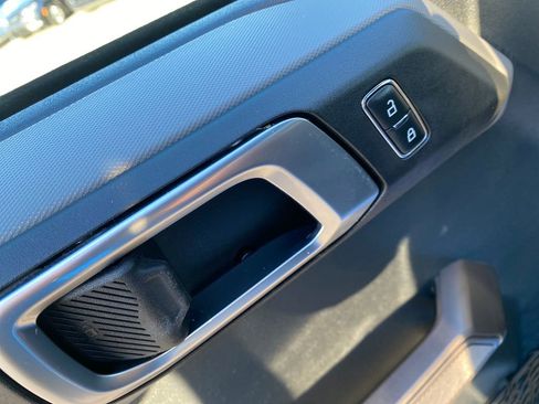 Used 2023 Ford Bronco Black Diamond image 13